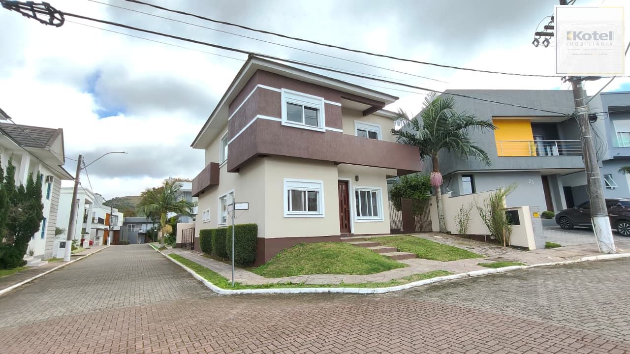 Casa de 3 suítes excelente acabamento Localizada no condomínio Mirante do lago