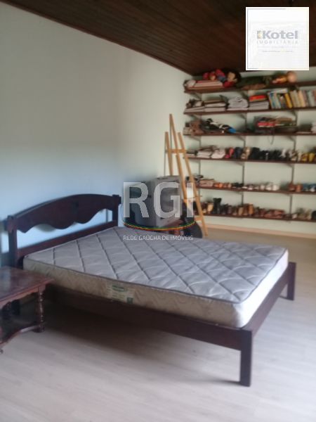 Casa para Venda - 210m², 3 dormitórios, sendo 1 suites, Cidade Baixa