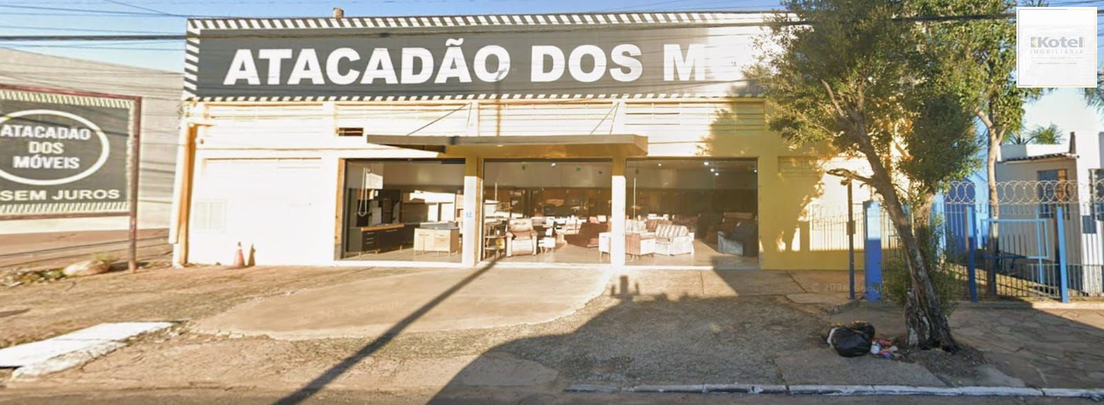 Pavilhão desocupado com 608m² privativo