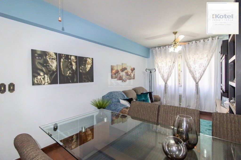 Apartamento de 77m², Bairro Menino Deus