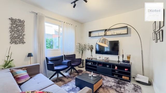 Casa em condomínio com 4 quartos suíte master e amplo patio , Bairro Ecoville — foto 3