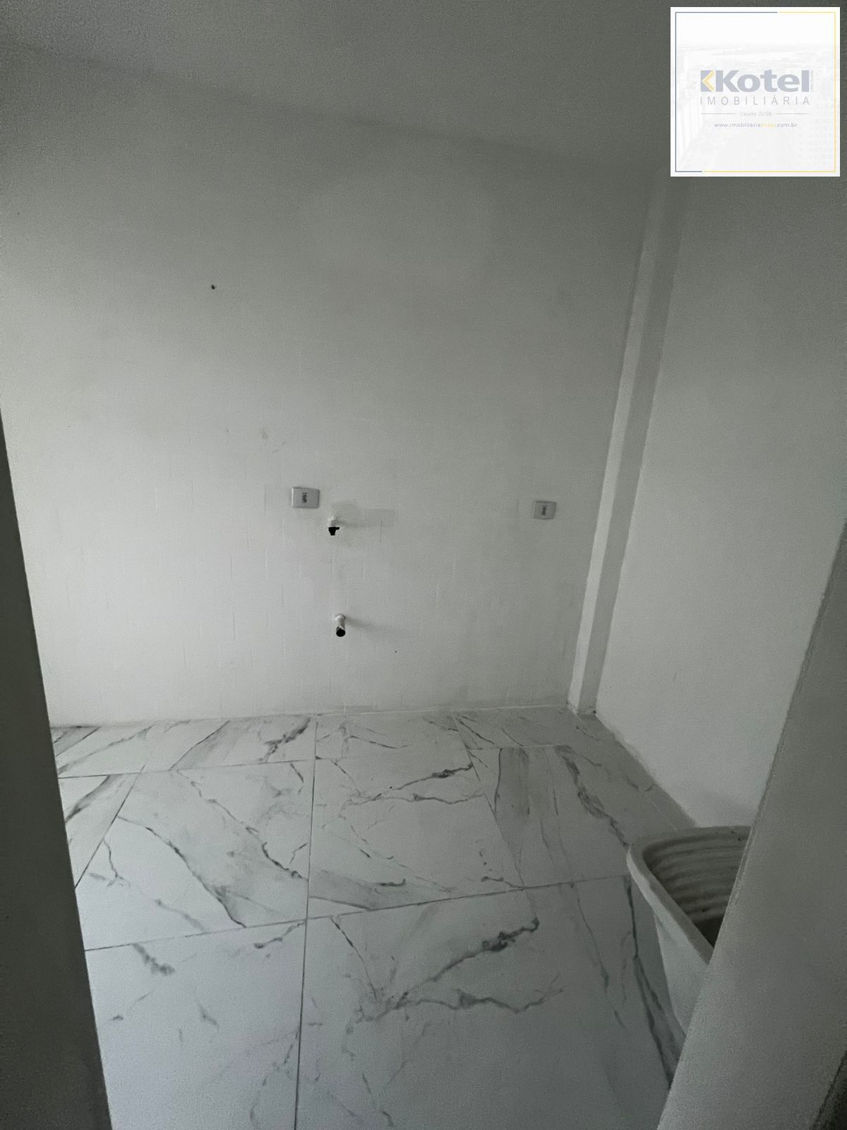 Apartamento de 2 quartos com 49 metros privativos e 1 vaga de garagem