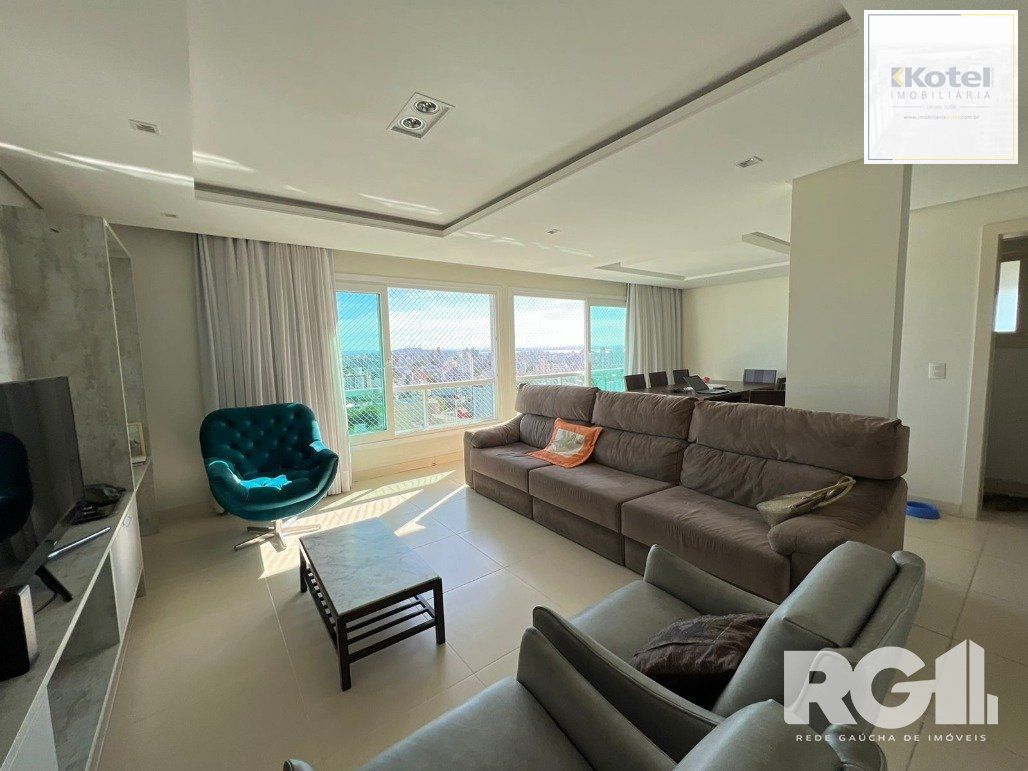 Espetacular apartamento para VENDA mobiliado, 3 dormitórios, 2 vagas cobertas, infra completa no coração do Bairro Petrópolis. — foto 4