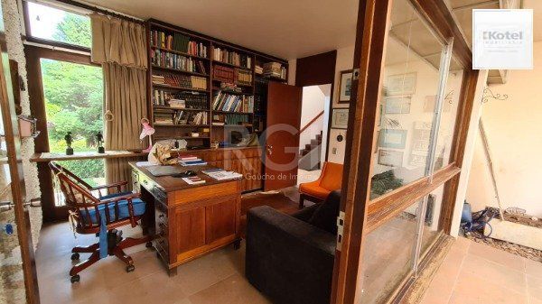 Casa Condominio para Venda - 300m², 4 dormitórios, sendo 1 suites, 2 vagas - Santa Tereza — foto 4