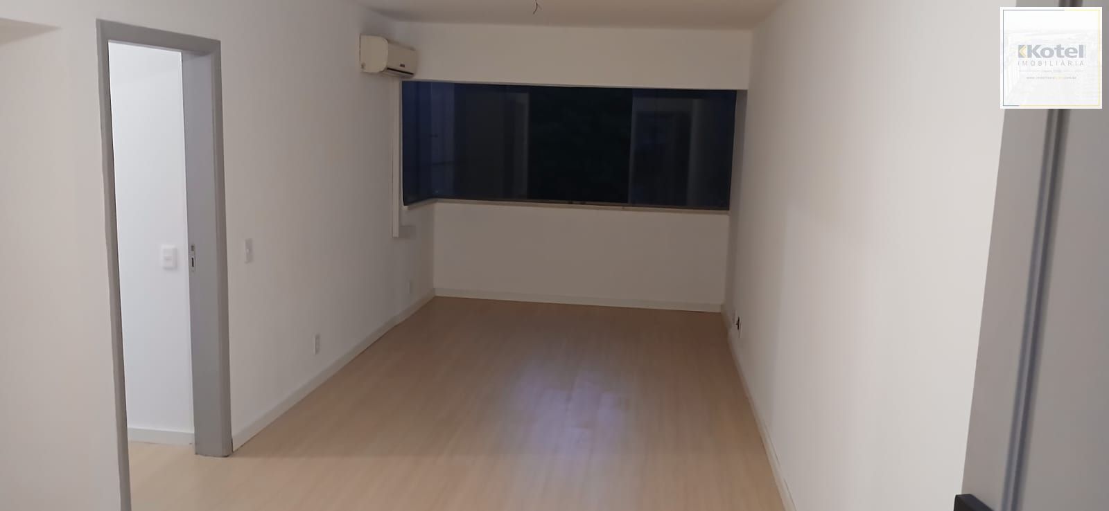Oportunidade!!! Apartamento REFORMADO!!!