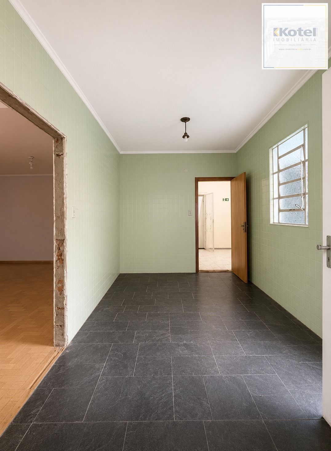 Apartamento 3 dormtórios de frente  bairro Bom Fim- Porto Alegre — foto 4