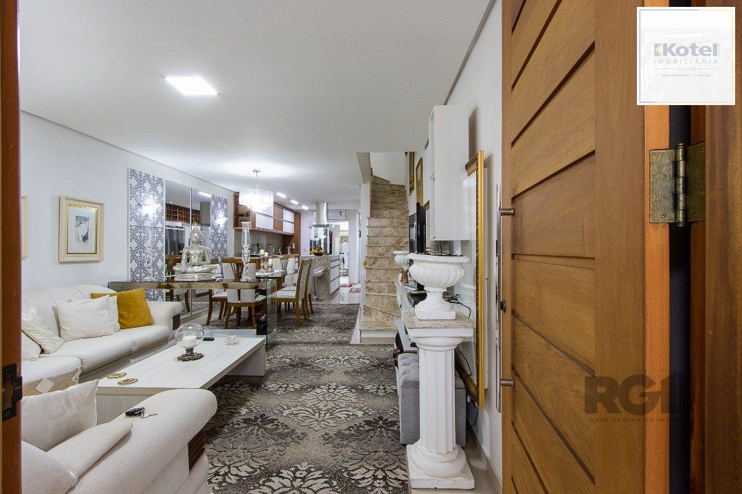 casa possui 3 suítes, 2 com closet — foto 3