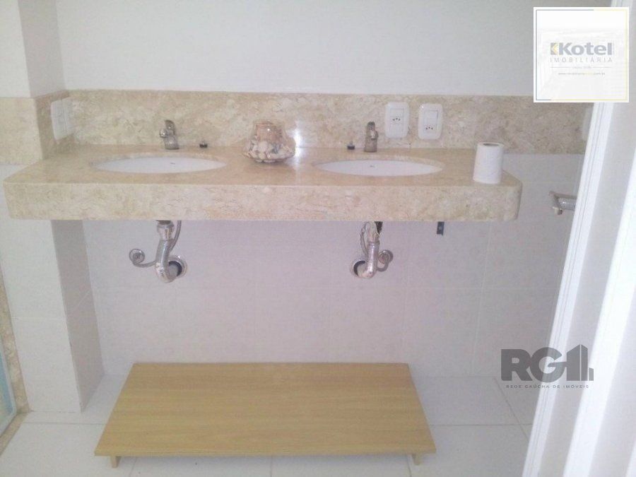 Apartamento 102m² - 3 dormitórios, 2 banheiros no bairro Rio Branco