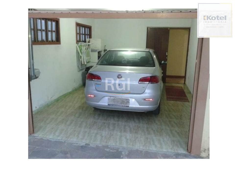 Casa para Venda - 634m², 2 dormitórios, sendo 1 suites, 3 vagas - Lomba do Pinheiro — foto 5