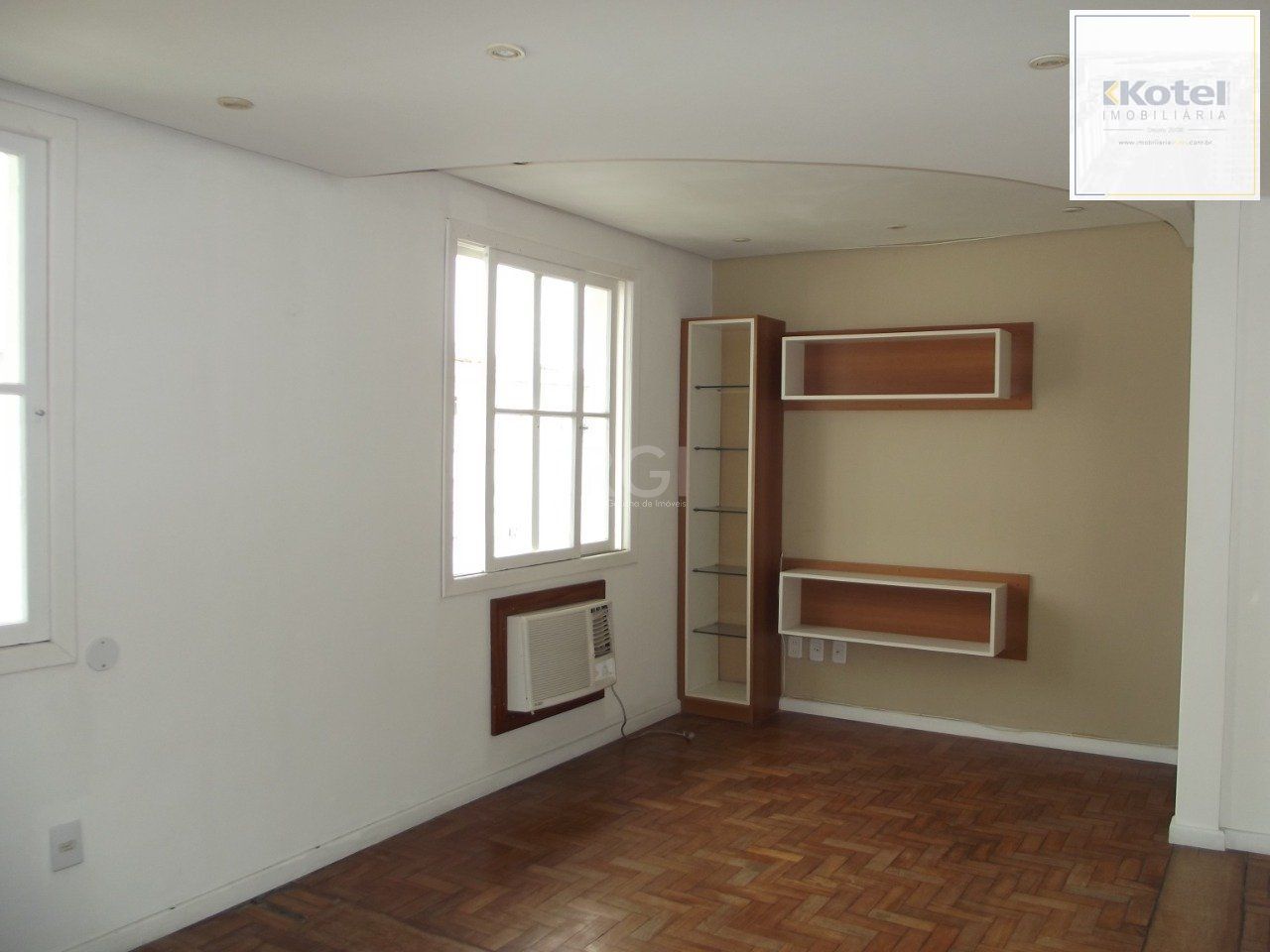 Apartamento para Venda - 46.68m², 2 dormitórios, 1 vaga - Cavalhada — foto 3