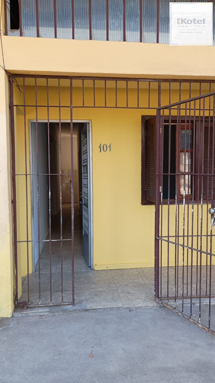 Apartamento térreo, 2 dormitíos, 1 vaga, Bairro Vista Alegre