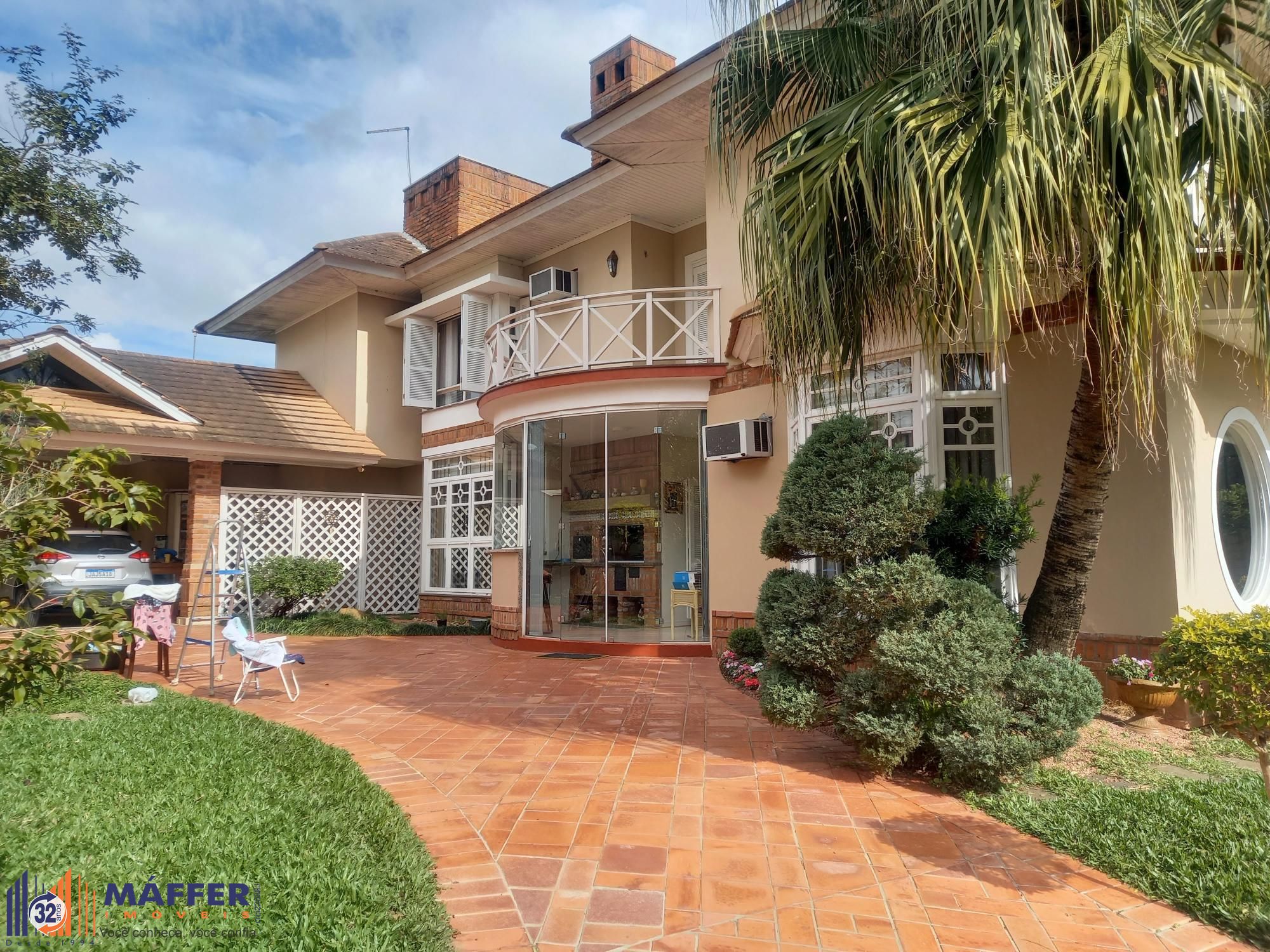 Excelente sobrado 242m²/3dormitórios/Moinhos de Vento/Canoas
