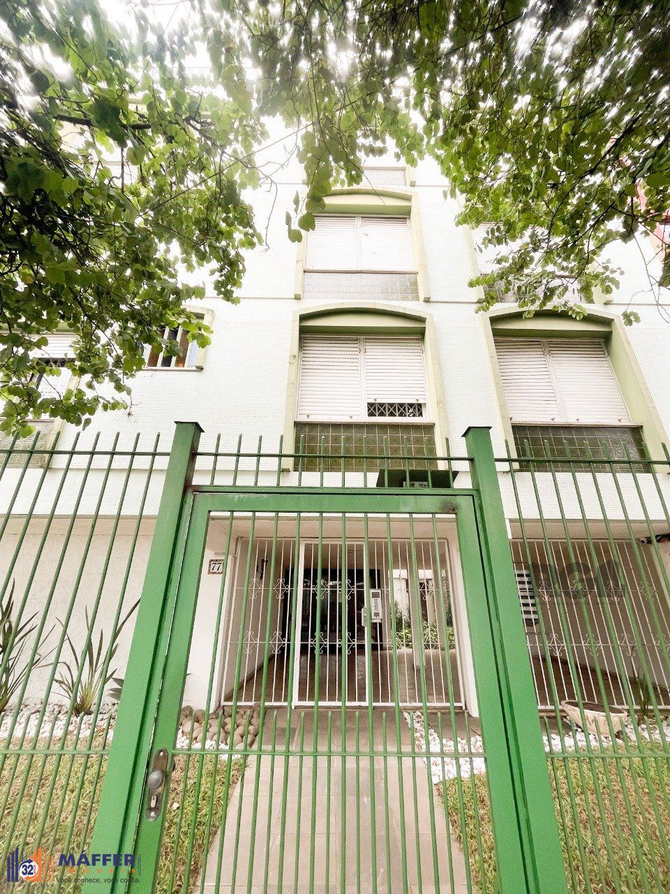 Cobertura 3 quartos, suíte, 4 banheiros, 3 vagas garagem - bairro São João POA