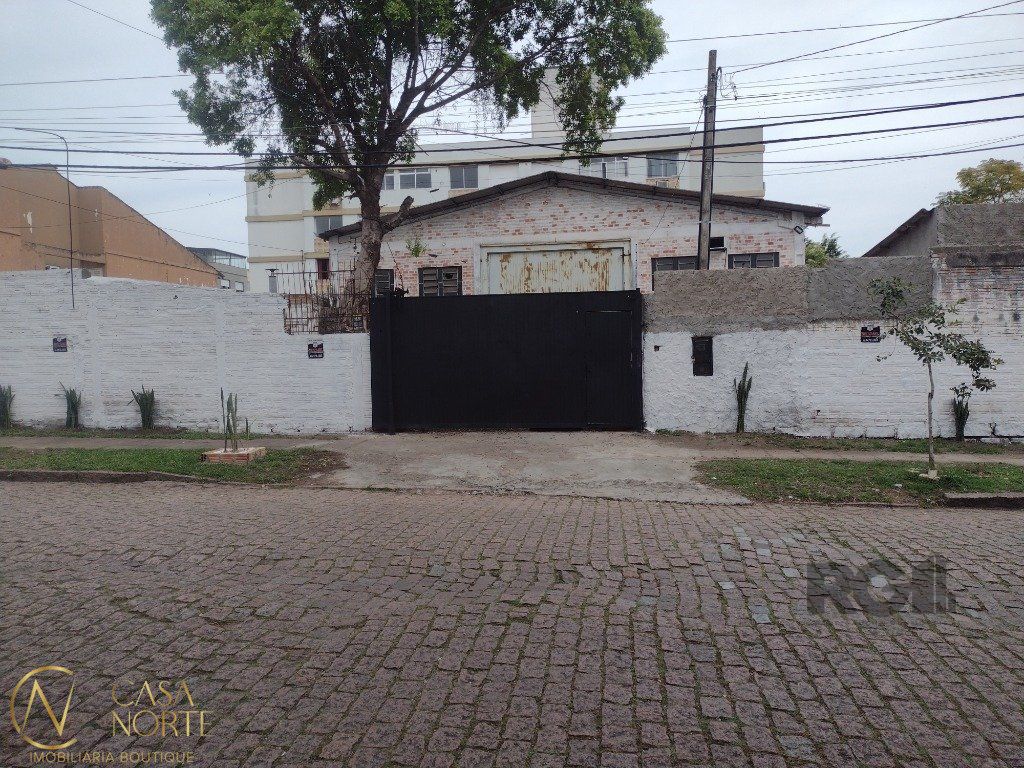 Terreno à venda  com 830m², Rua Livramento no bairro Santana em Porto Alegre