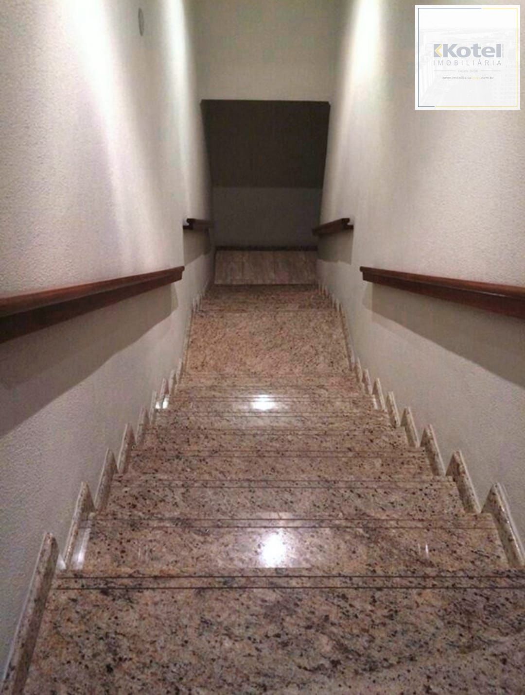 Prédio Comercial 8 quartos à venda, 121m², São João - Porto Alegre