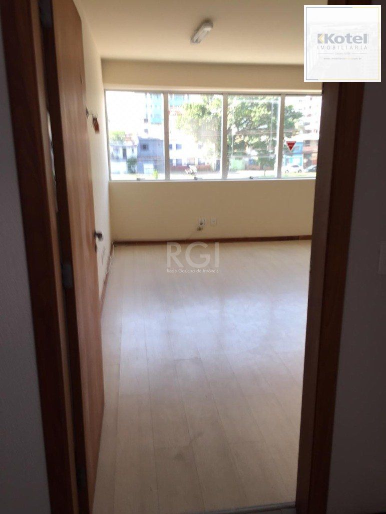 Sala Comercial à venda, 28m², Praia de Belas - Porto Alegre