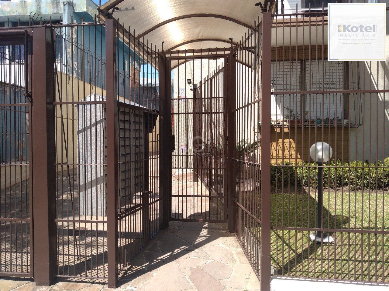 Apartamento para Venda - 66.65m², 2 dormitórios, Menino Deus, Porto Alegre