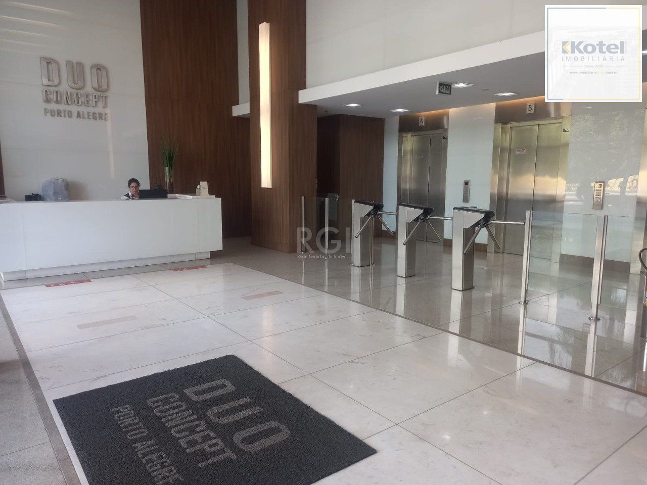 Sala Comercial à venda, 36m², Centro Histórico - Porto Alegre