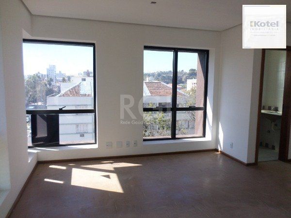 Sala Comercial à venda, 38m², Menino Deus - Porto Alegre
