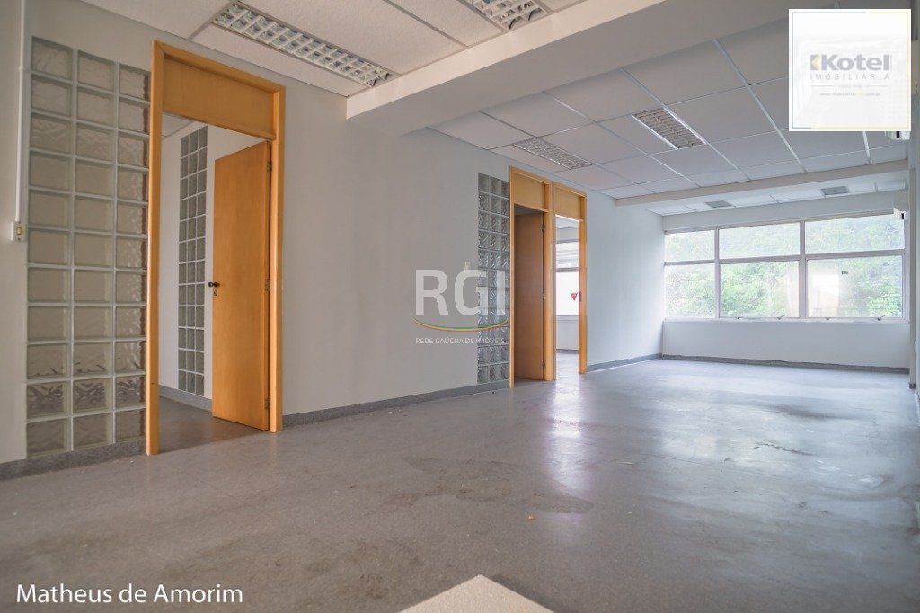 Loja para Venda - 253.09m², 0 dormitórios, Auxiliadora — foto 2
