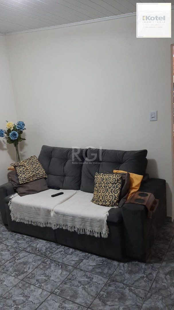 Casa para Venda - 80m², 2 dormitórios, 4 vagas - Lami — foto 2
