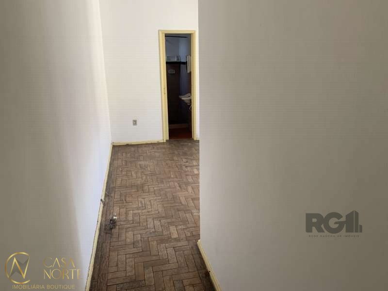 Apartamento à venda com 1 quarto, 28m², Rua General Lima e Silva no bairro Centro Histórico em Porto Alegre