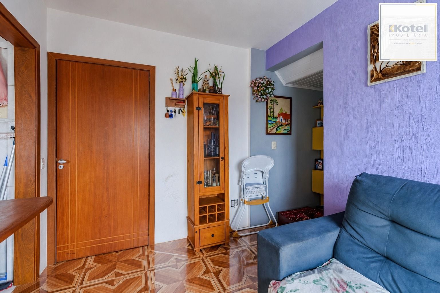 Apartamento de 2 dormitórios, semi mobiliado e 47m² no bairro Camaquã. — foto 4