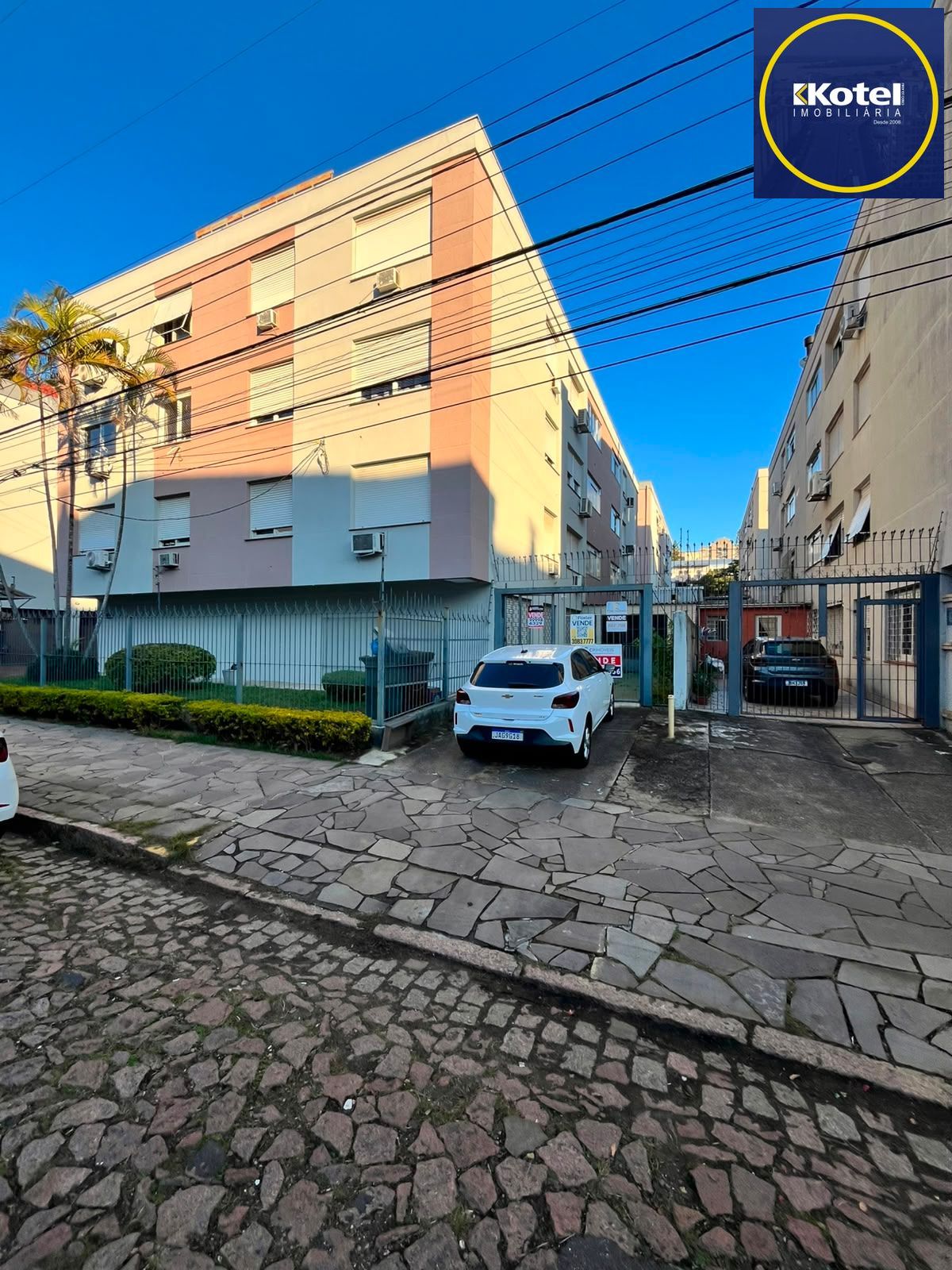Apto Garden 2 dorms, 91m2 à venda Rua Gaston Englert, Vila Ipiranga-Porto Alegre