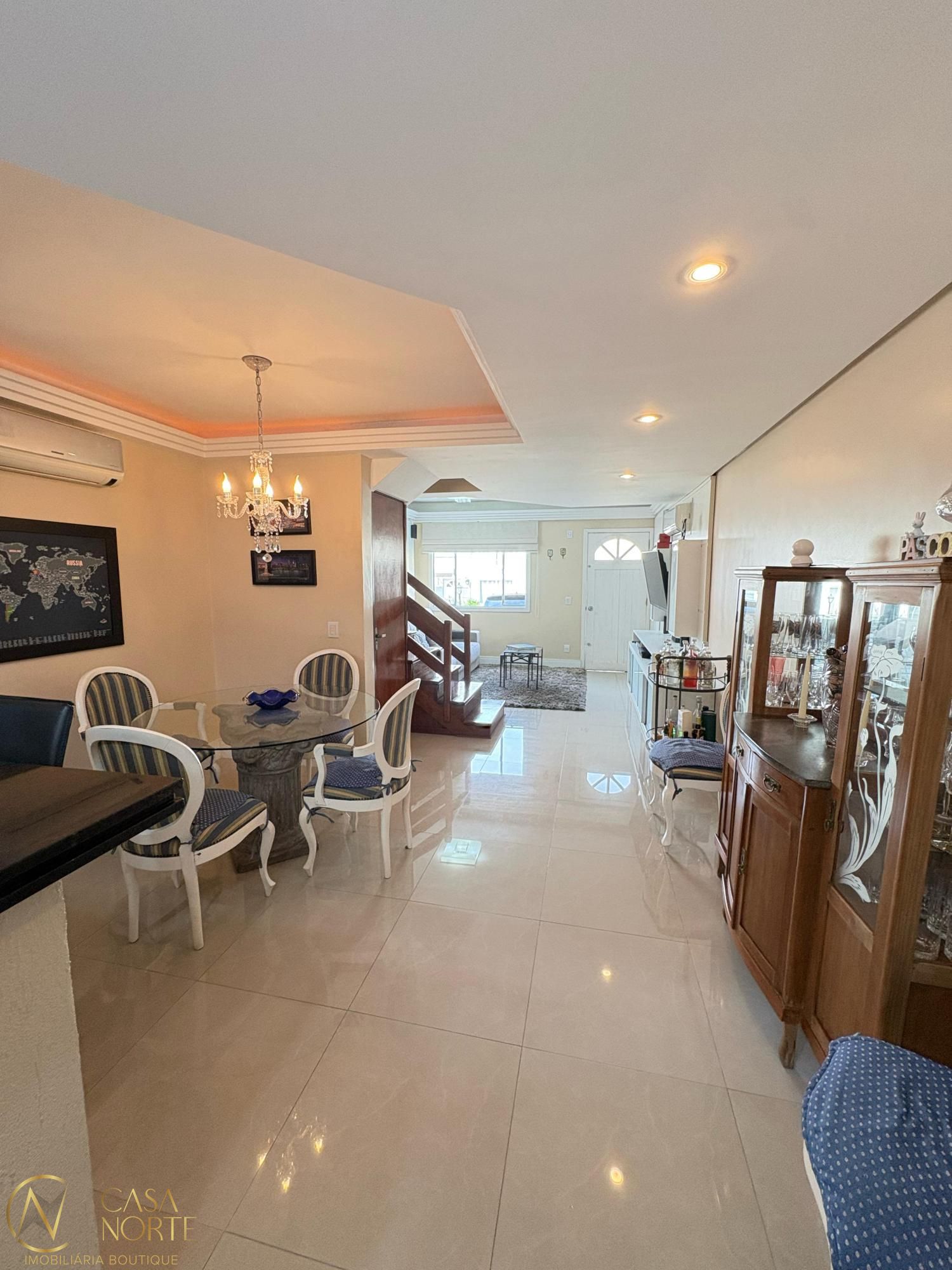 Casa de Condomínio à venda com 2 quartos, 79m², 1 suíte, 1 vaga, Avenida da Cavalhada no bairro Cavalhada em Porto Alegre