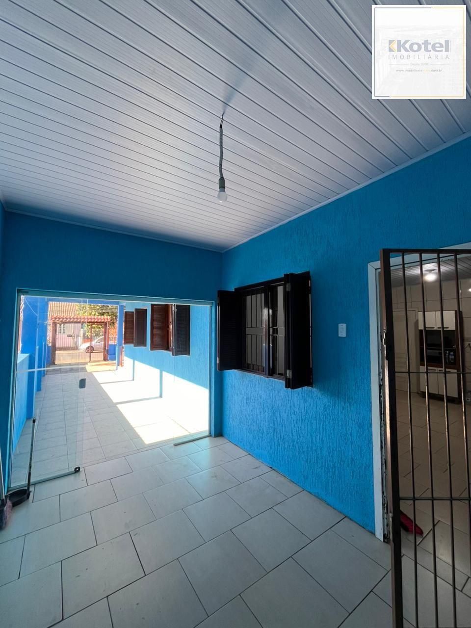 Casa no Sarandi de 4 dormitórios e 4 vagas