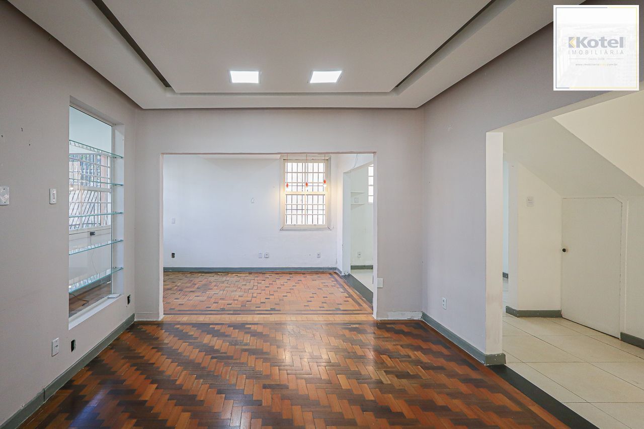 Casa a venda no bairro Petrópolis