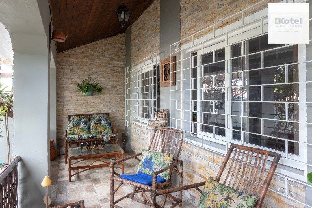 Casa para Venda com 3 dormitórios, sendo 1 suites e 4 vagas no bairro Ipanema — foto 3