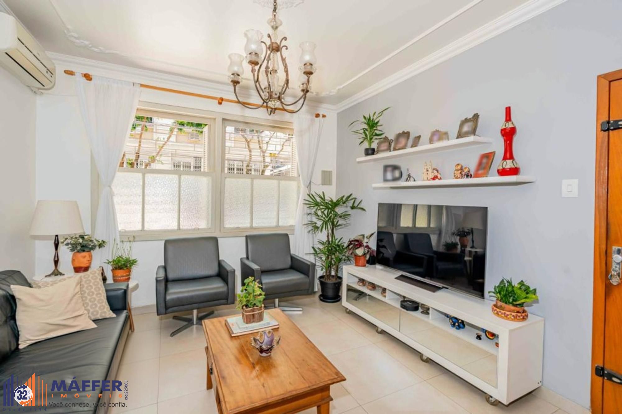 Apartamento Garden, 3 dormitórios, 1 suíte e churrasqueira no bairro Santana.