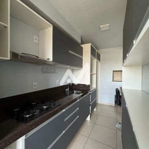 Apartamento com 60m² e 2 dormitórios no bairro Olarias em Lajeado para Alugar