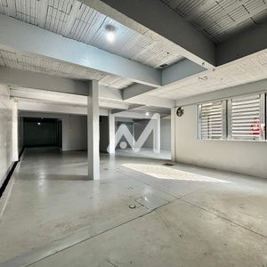 Pavilhão com 280m² e 1 dormitório no bairro Universitário em Lajeado para Alugar