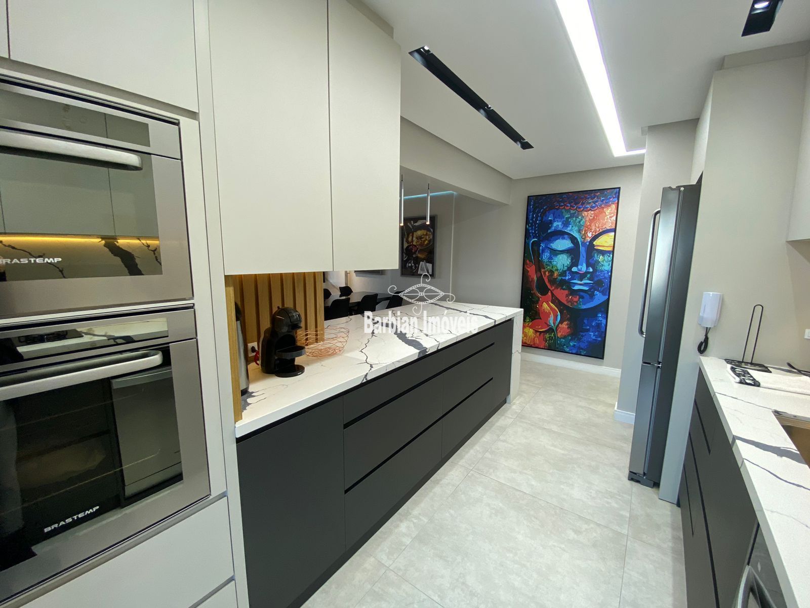 Apartamento à venda com 2 quartos, 112m² - Foto 3