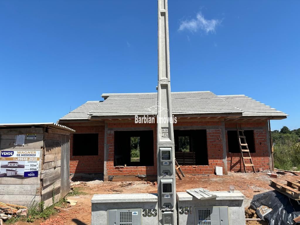 Casa à venda com 2 quartos, 60m² - Foto 1