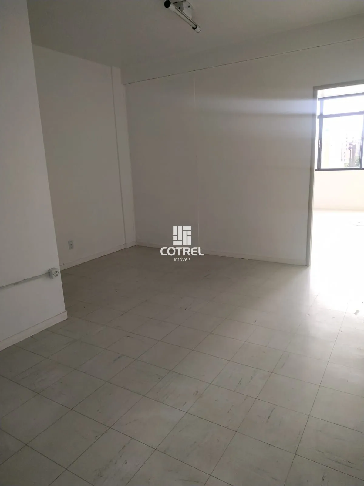 Sala Comercial central localizada na cidade de Santa Maria/RS