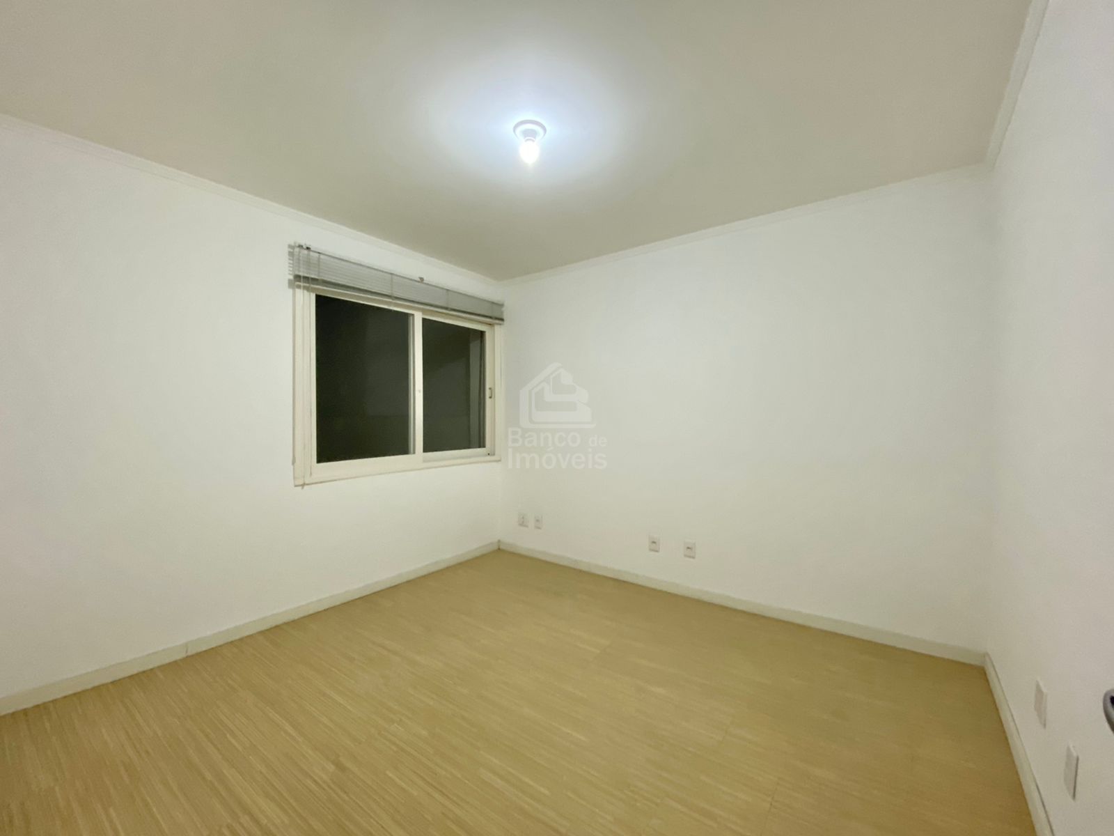 Apartamento à venda com 3 quartos, 110m² - Foto 12