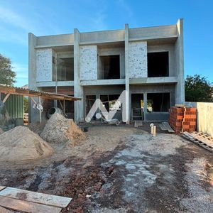 Sobrado com 88m² e 2 dormitórios no bairro Carneiros em Lajeado para Comprar