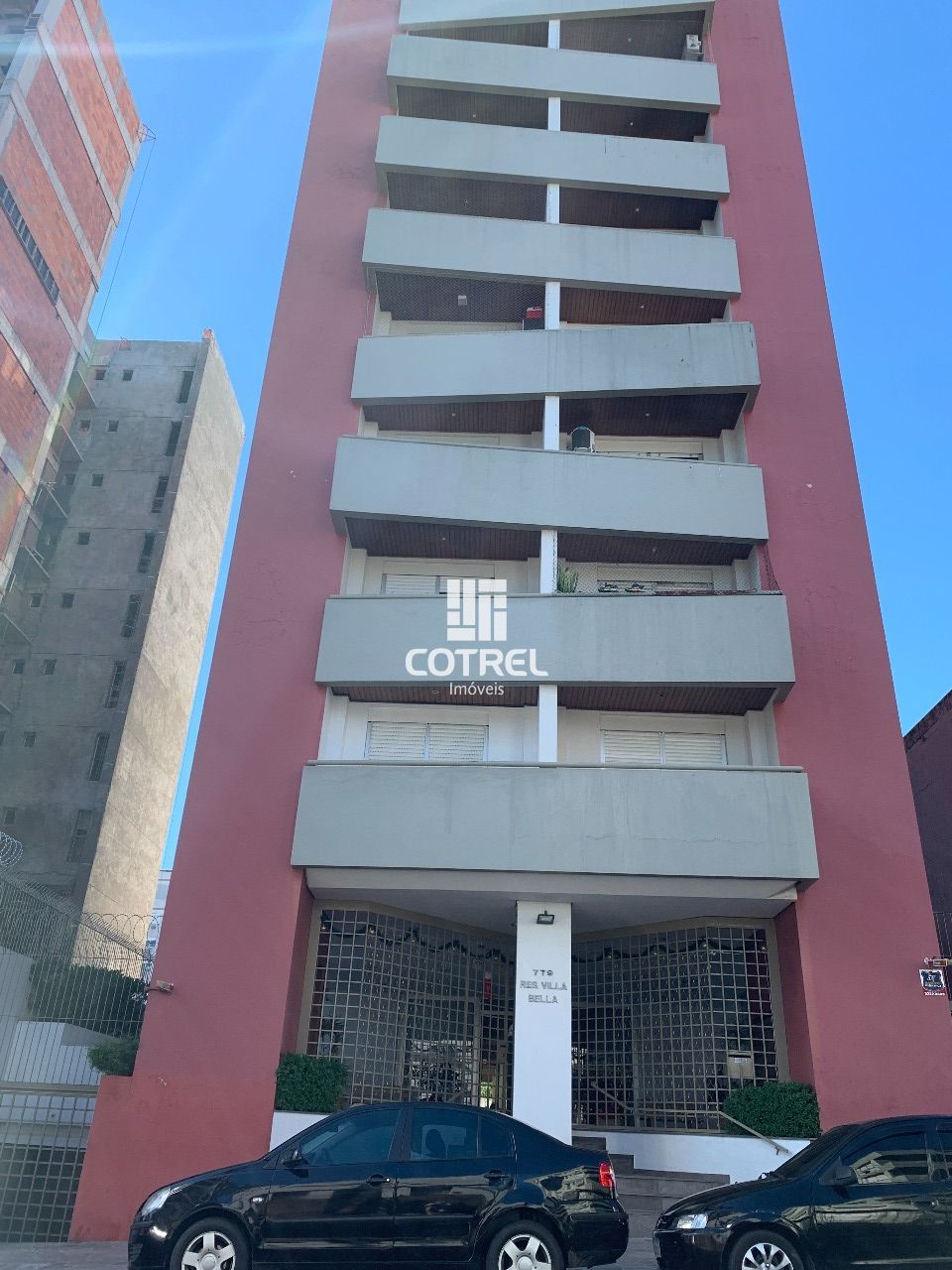 Apartamento central para venda 2 dormitórios, 1 vaga de garagem situado no Bairr