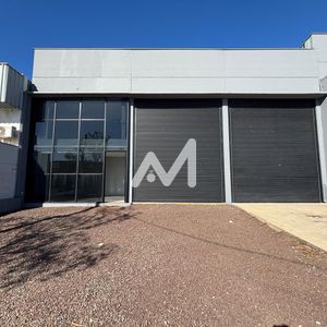 Pavilhão com 300m² e 1 dormitório no bairro Floresta em Lajeado para Alugar