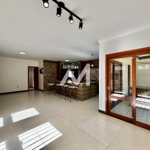 Casa com 152m² e 3 dormitórios no bairro Carneiros em Lajeado para Comprar ou Alugar