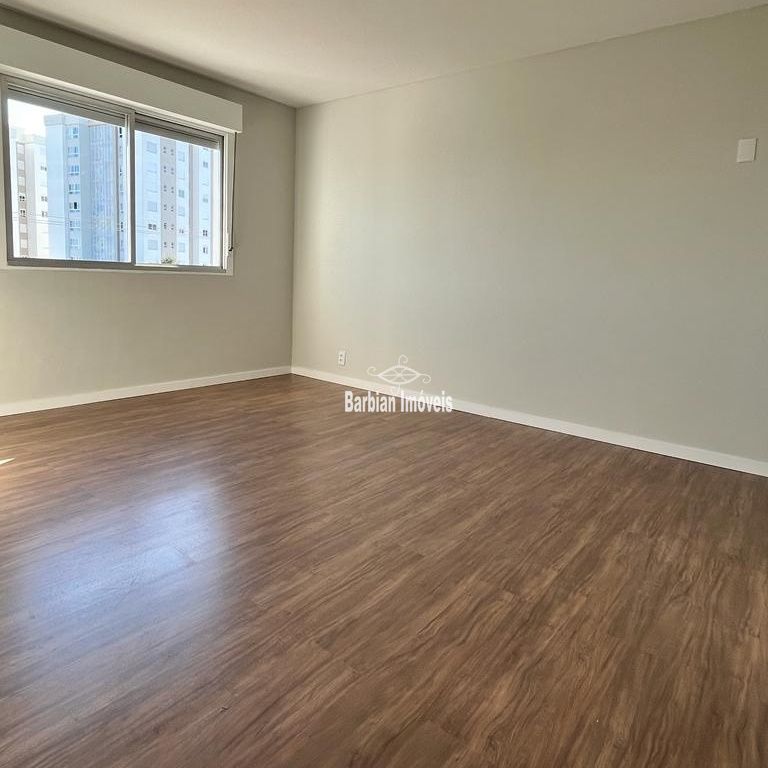 Apartamento à venda com 3 quartos, 95m² - Foto 11