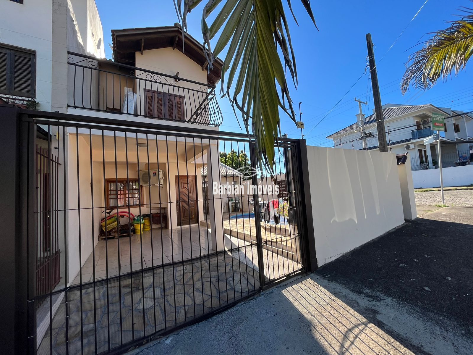 Casa, 3 quartos, 133 m² - Foto 1