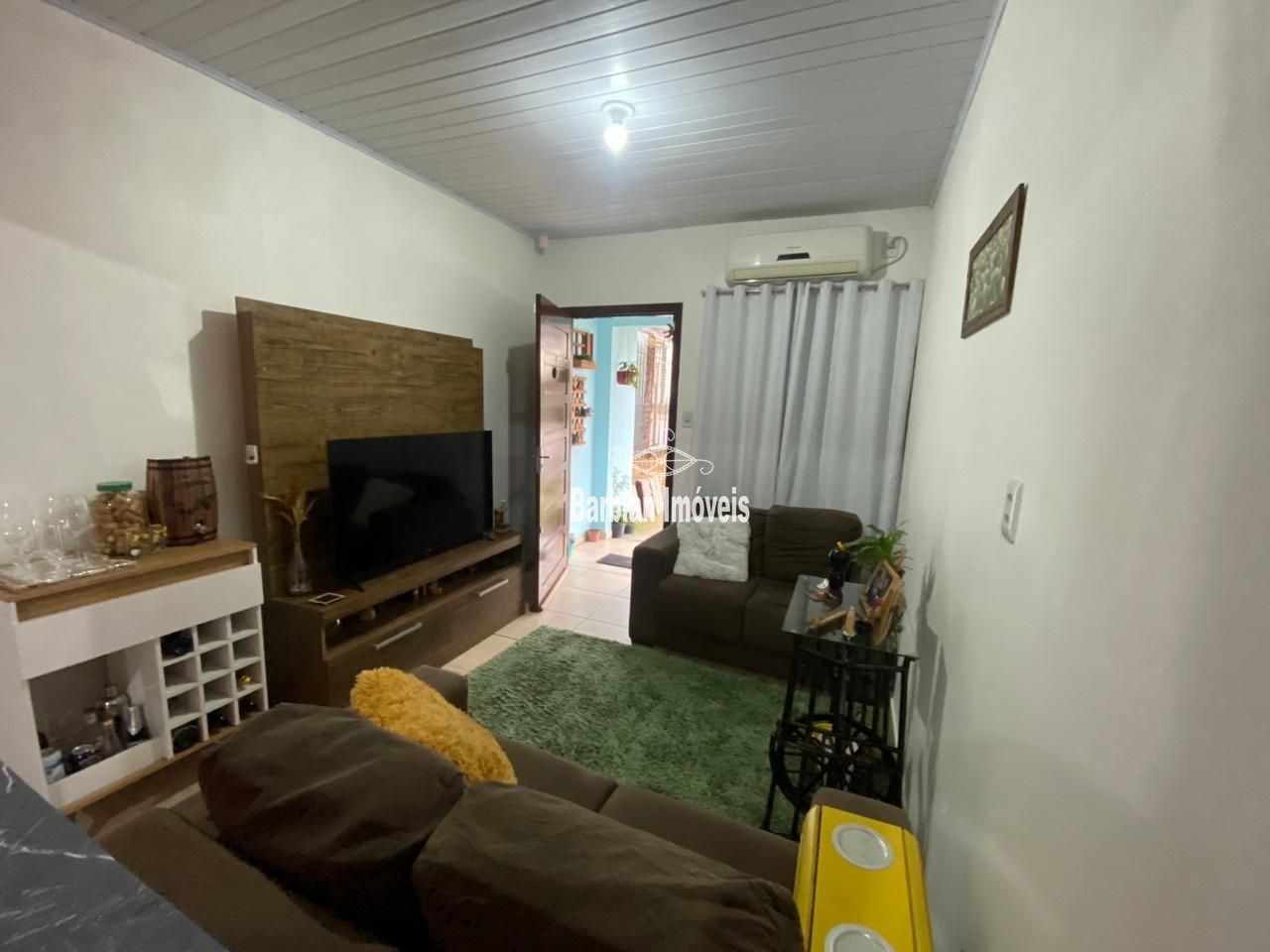 Casa à venda com 2 quartos, 63m² - Foto 3