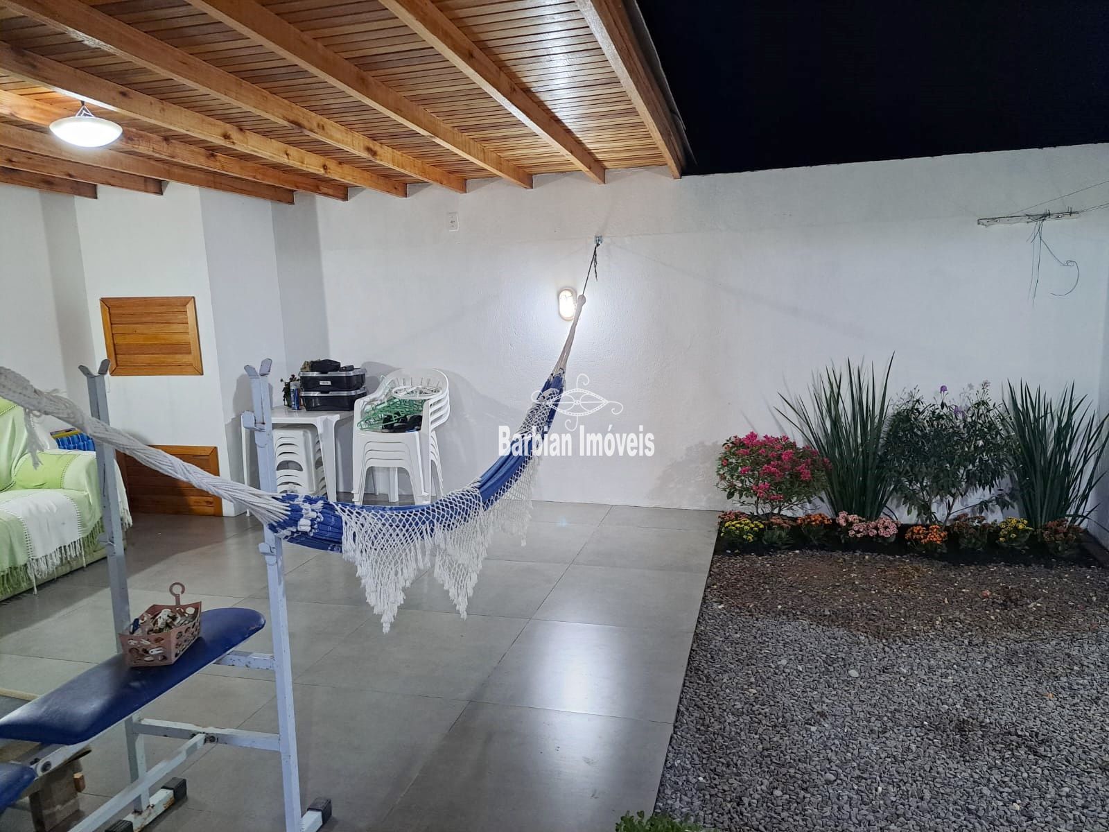 Casa à venda com 3 quartos, 100m² - Foto 13