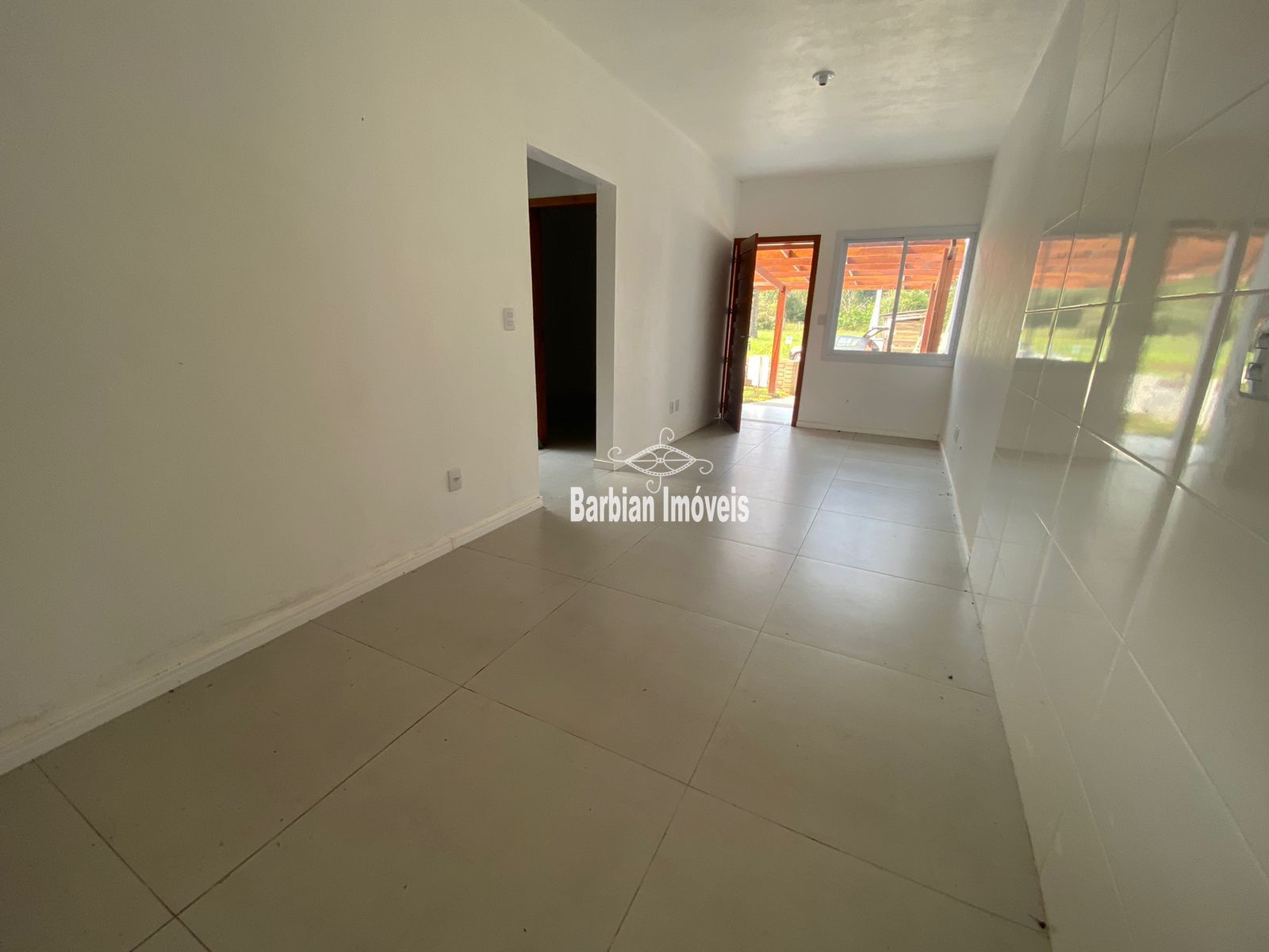 Casa à venda com 2 quartos, 55m² - Foto 5