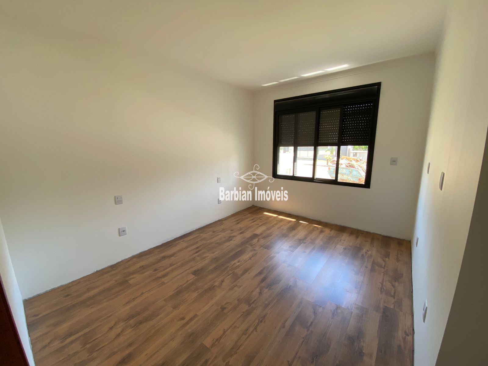 Casa à venda com 3 quartos, 209m² - Foto 11