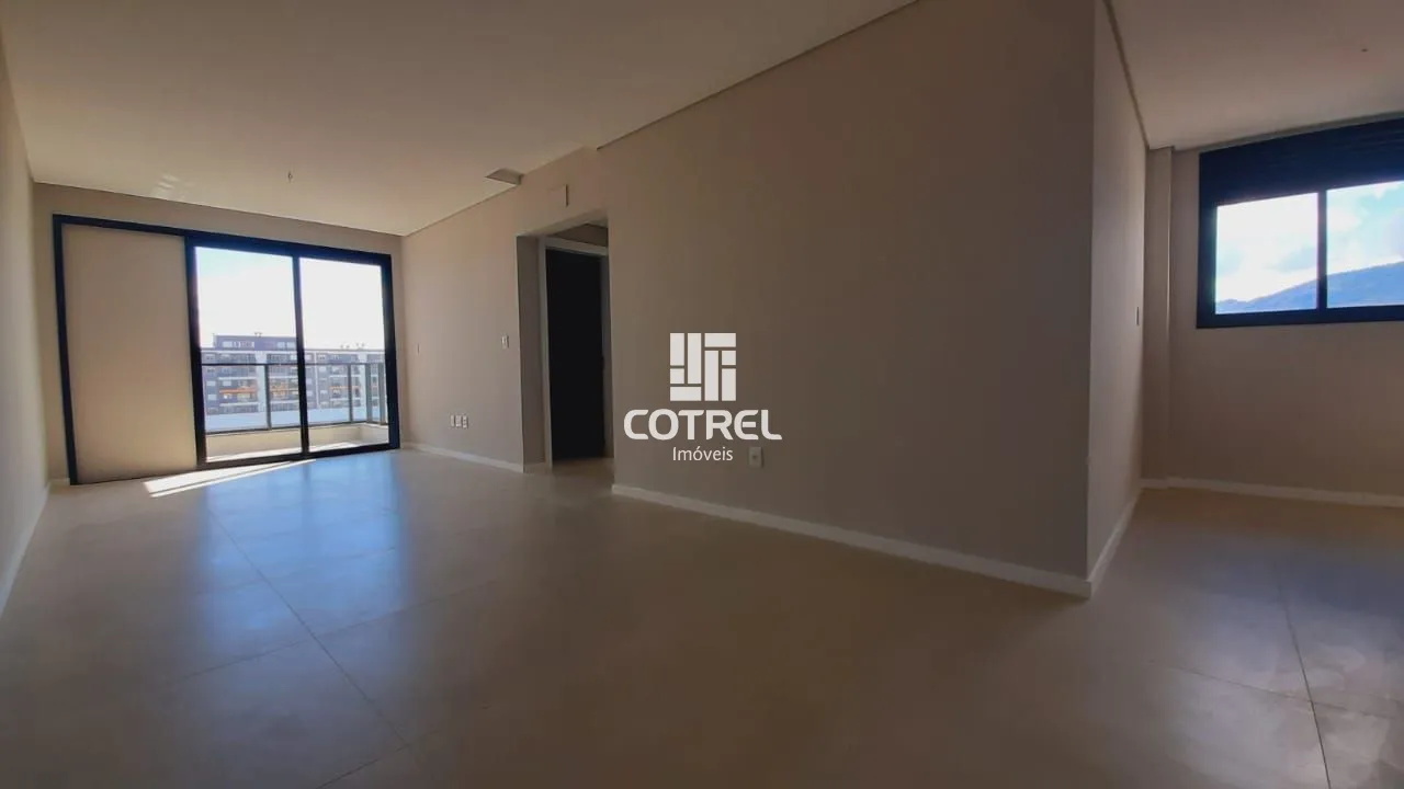 Apartamento à Venda 2 dormitórios, 1 vaga de garagem, situado no bairro Camobi,